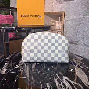 CohotBag louis vuitton cosmetic  case gm - 1