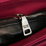 Prada metal closure 3915 - 4