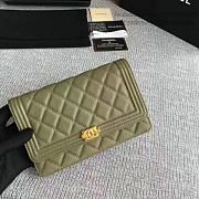 CHANEL Caviar Woc Chain Boy Bag Wallet Green A80287 VS07114 - 5