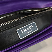 Prada metal closure 3933 - 4