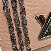 LV Twist MM 3599 - 3