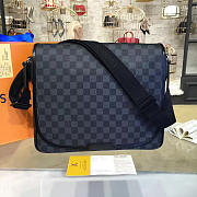  louis vuitton district CohotBag gm n41030 - 1