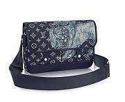 LV messenger pm  monogram canvas lion m54248 - 1