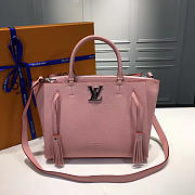 LV Lockme Pink Middlesize - 1