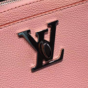 LV Lockme Pink Middlesize - 3