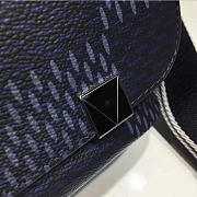  louis vuitton district CohotBag  district mm damier cobalt n44004  - 5