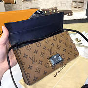 LV column clutch reverse monogram canvas  - 3