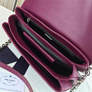 Prada metal closure 3903 - 5