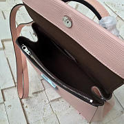 CohotBag louis vuitton cluny bb rose ballerine - 3