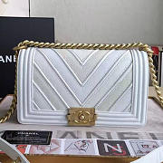 Chanel Chevron Quilted Medium Boy Bag White A67086 VS08105 - 2