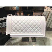 Chanel Quilted Lambskin Medium Boy Bag White A67086 VS07017 - 4