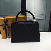 LV Capucines MM noir 3678 36cm - 2