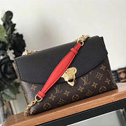  louis vuitton saint CohotBag  placide black  - 1