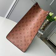 LV Monogram Giant On The Go Tote Bag khaki - 6