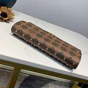 LV envelope wallet rivet inlay - 5