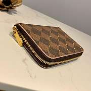 LV zippy zipper zero wallet rivet inlay - 6