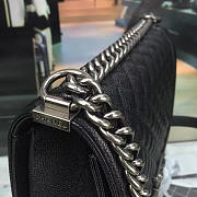 Chanel New Medium Boy Caviar Handbag Silver 28cm - 2