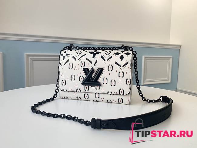 LV Twist Chain Bag - 1