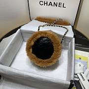 Chanel 2019 Autumn And Winter New Style Sheepskin Round Bag - 2