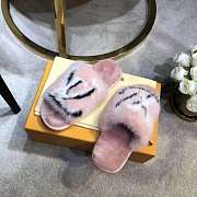 LV slippers 307 - 6