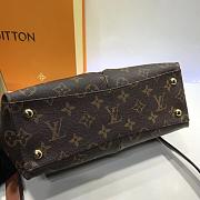 Louis Vuitton V tote BB m43976  - 3