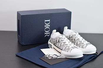 Dior low sneakers