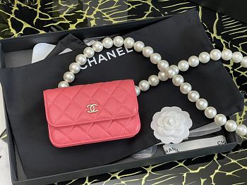Chanel 2020 Autumn And Winter New Pearl Shoulder Strap Chest Bag