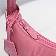 PRADA reedition 2005 nylon shoulder bag (begonia pink)1BH204_064_F0638_V_I1L - 5