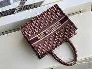 DIOR BOOK TOTE SMALL (Burgundy Dior Oblique Embroidery) M1296ZRIW_M974 - 3