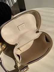 LV VANITY PM (Crème/Bois de Rose)  M45599 - 5