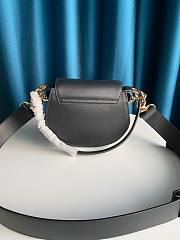 CHLOÉ Small Tess Bag (Black) CHC18WS153A37001 - 3