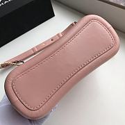 CHANEL’s Gabrielle Small Hobo Bag (Pink) A91810 Y61477 5B648 - 4