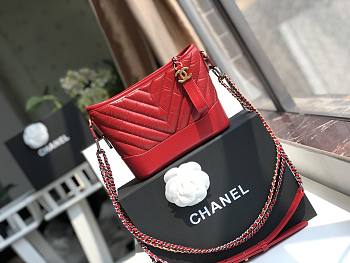 CHANEL’s Gabrielle Small Hobo Bag (Red) A91810 Y61477 N4859