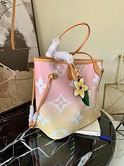 LV Neverfull MM (Light Pink) M45680 32cm - 2