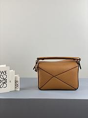 LOEWE Mini Puzzle bag in soft grained calfskin (Light Caramel) A510U95X27 - 4
