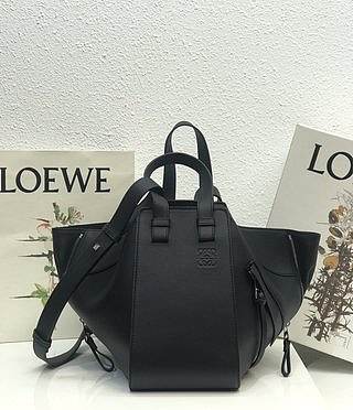 LOEWE Small Hammock bag in classic calfskin (Black Plain Weave) 326.30KS35
