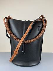 LOEWE Gate Bucket Handle bag in natural calfskin (Black) 329.56.Z85 - 1