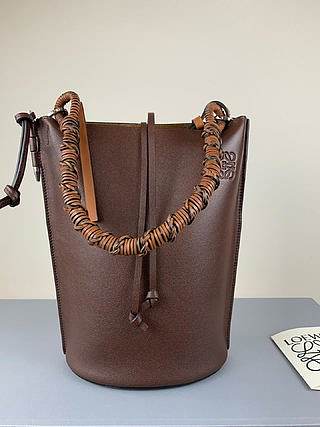 LOEWE Gate Bucket Handle bag in natural calfskin (Dark Taupe) 329.56.Z85