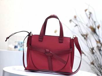LOEWE Small Gate Top Handle bag in soft grained calfskin (Red Lychee) 321.12.U61