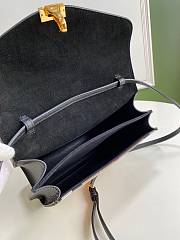 Burberry Shoulder Bag (Black) Model 8131 - 2