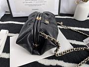 Chanel Cloud Bag (Black) 22cm  - 3