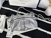 Chanel Cloud Bag (Silver) 22cm  - 3