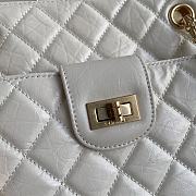 CHANEL Rhombohedral Leather Tote Shopping Bag 35cm (White) AS6611 - 4