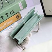 GUCCI V-Shaped Leather Card Holder Bag 11cm (Light Green) 625693 - 4