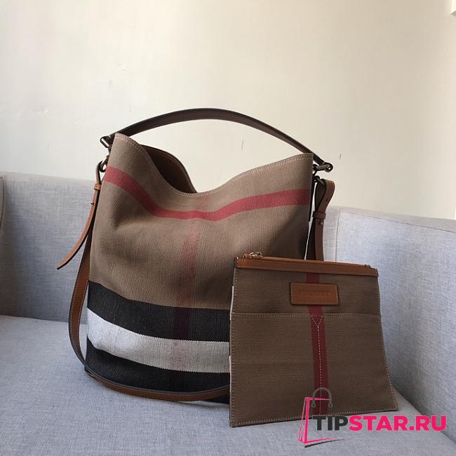 BURBERRY Original Single Star Contrast Color Bag  Jute Canvas Hobo Bag (Brown) 57421 - 1