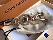 LV key chain 2019 spring and summer counters latest fashion items - 1