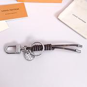 LV original single keychain M67224 new and old flowers - 6