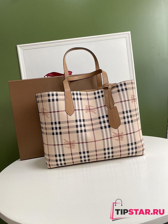 BURBERRY Home Double-Sided Shopping Bag (Beige)  - 1