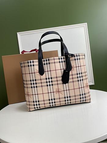 BURBERRY Home Double-Sided Shopping Bag (Black) 