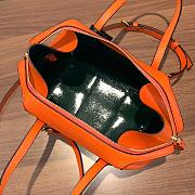 TORI BURCH Lychee Leather Retro Hardware Outlines The Round Outline Of Perry Portable (Orange)  - 5